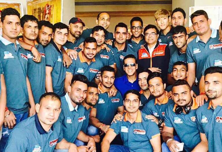 Akshay Kumar Partnered With Kabaddi Team Bengal Warrior