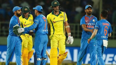 England-Overwhelmed-The-Hopes-Of-Reaching-Indias-Victory-Chase-In-Rocky-Crossover