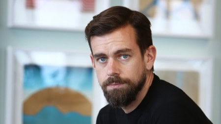 Twitter-Ceos-Account-Hacked-Hackers-Put-Up-Offensive-Tweets