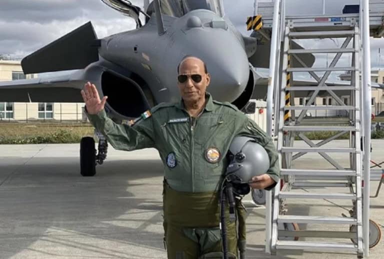 The-True-Arsenal-Of-India-Rafael-Joined-The-Army