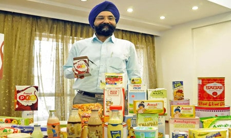 Amul To Invest Rs 1500 Crore In 2 Years To Set Up Dairy Edible Oil Bakery Potato Processing Plants