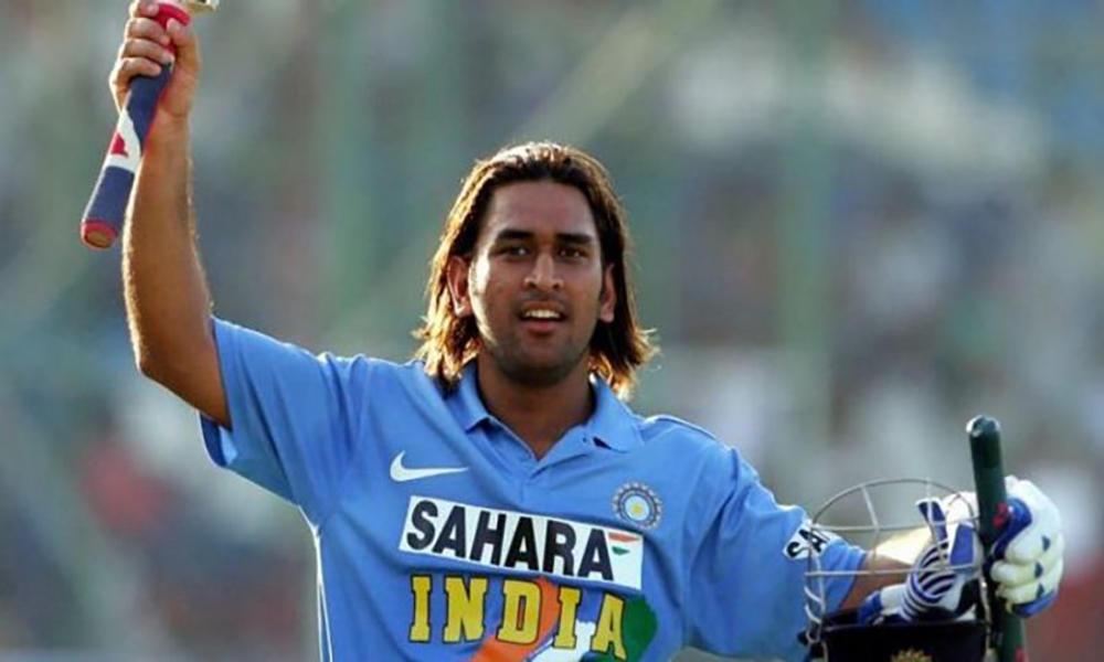 MS Dhoni Hairstyle 700x394 1