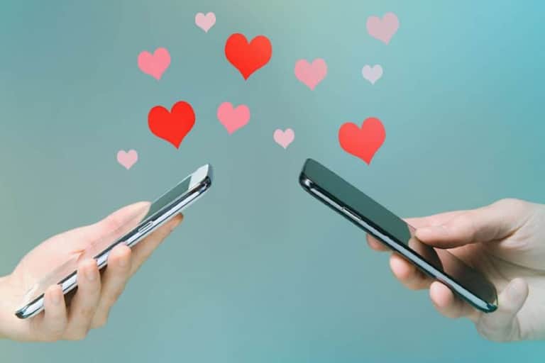 Social Media Love Phone Mobile