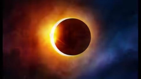 Hybrid Solar Eclipse