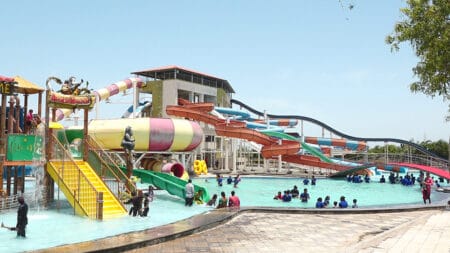 Holiday Water Park 5