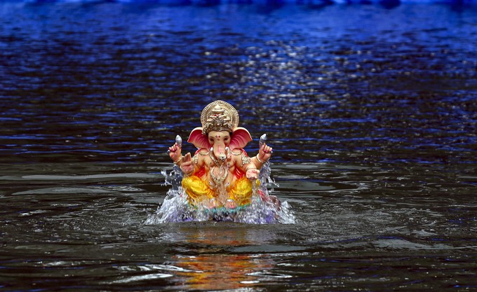 an idol of lord ganesh immersed during ganesh chaturthi celebration in thane 159850289510